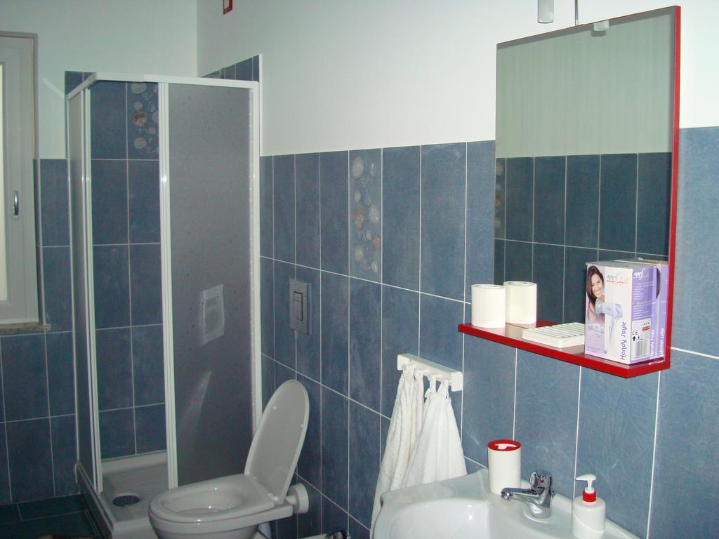 Guest House Mare E Luna Fiumefreddo Bruzio Rom bilde